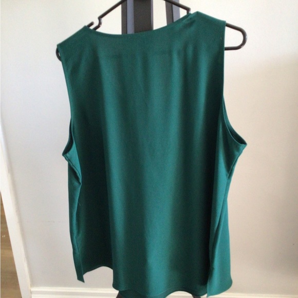 Easy, Flowy Top - Picture 4 of 4